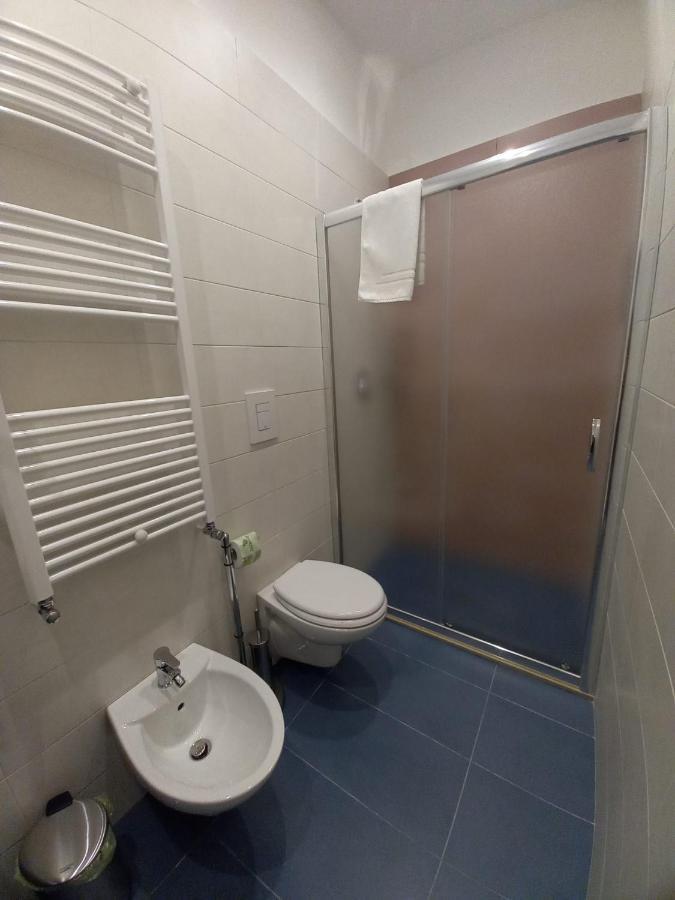 Hotel Al Delfino Blu à Margherita Di Savoia Extérieur photo