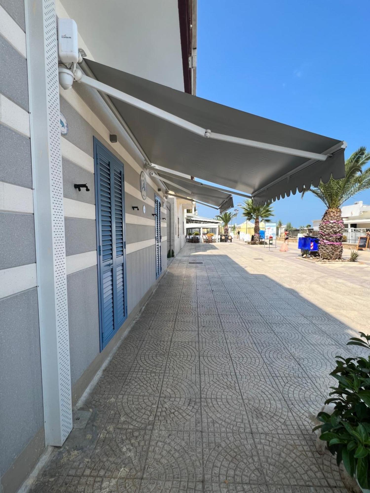 Hotel Al Delfino Blu à Margherita Di Savoia Extérieur photo